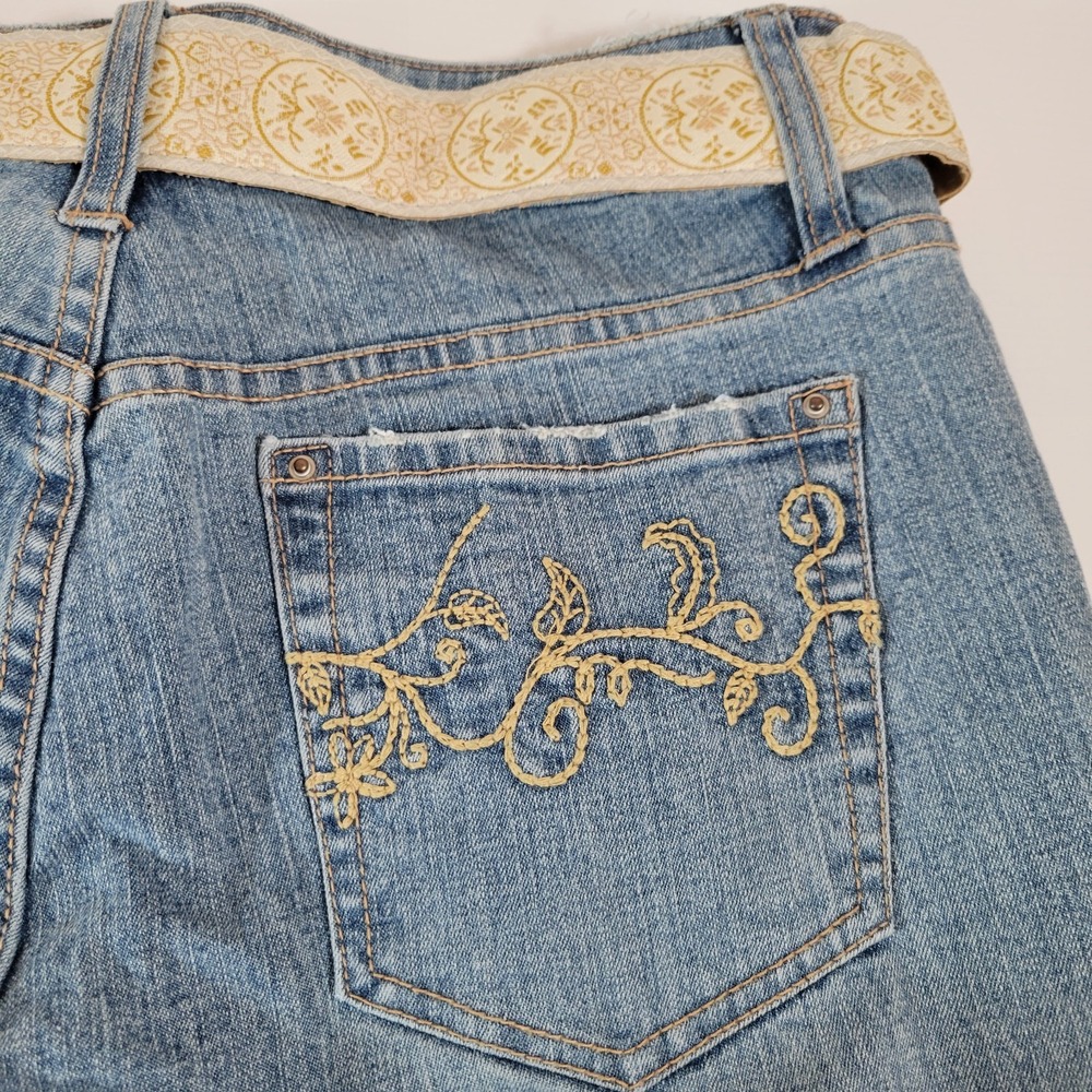 d. jeans Light Blue Cropped Jeans with Cream Embroidered Cuff and Belt - Picture 4 of 9